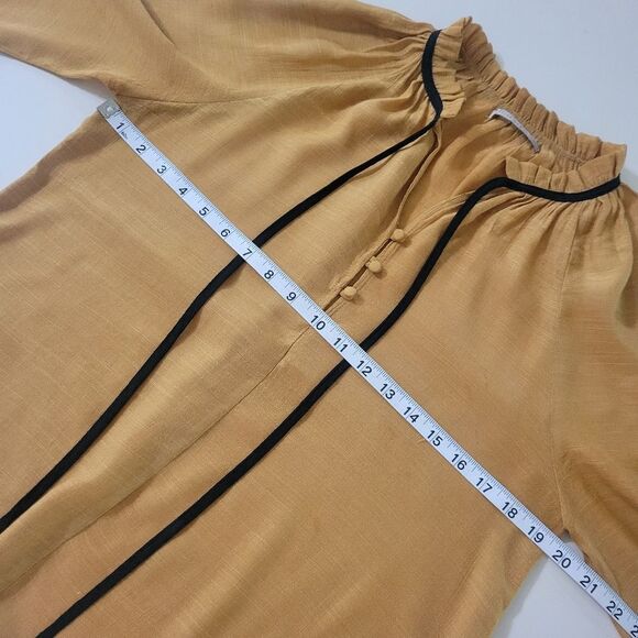 Active USA Gold Boho Tie Front Long Sleeve Peasant Blouse - Picture 6 of 16